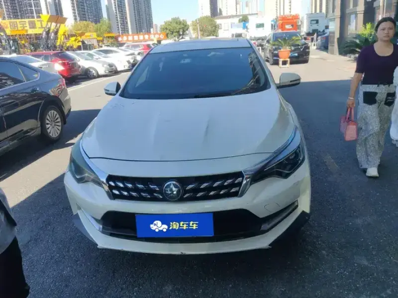 2020 Venucia D60 с пробегом 73 000 км