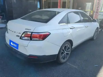 2020 Venucia D60 с пробегом 73 000 км