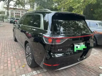 2024 Aito M9 с пробегом 37 000 км