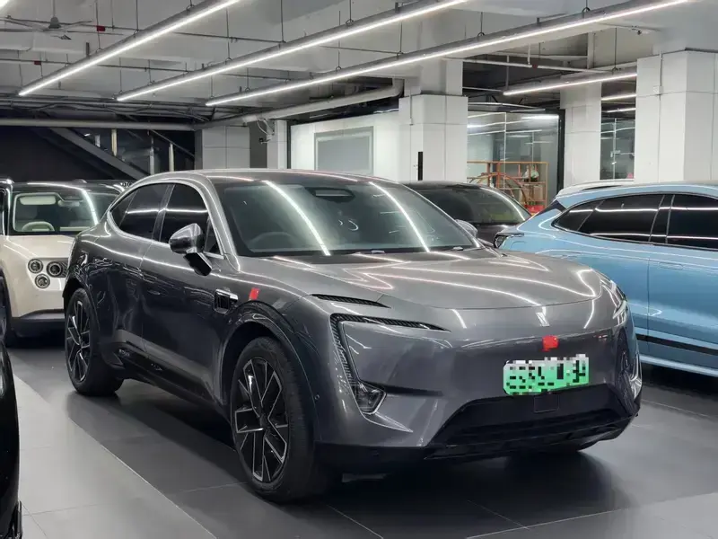 2023 Avatr 11 с пробегом 20 000 км