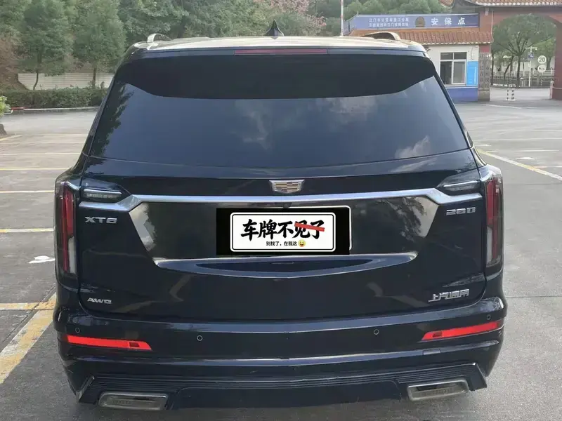 2020 Cadillac XT6 с пробегом 180 000 км