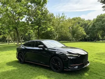 2023 Changan UNI-V с пробегом 8 000 км
