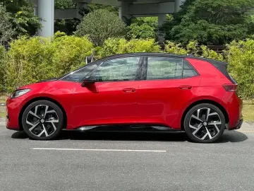 2026 Volkswagen ID.3 с пробегом 16 000 км