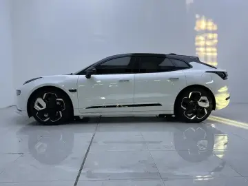 2023 Zeekr 001 с пробегом 64 200 км