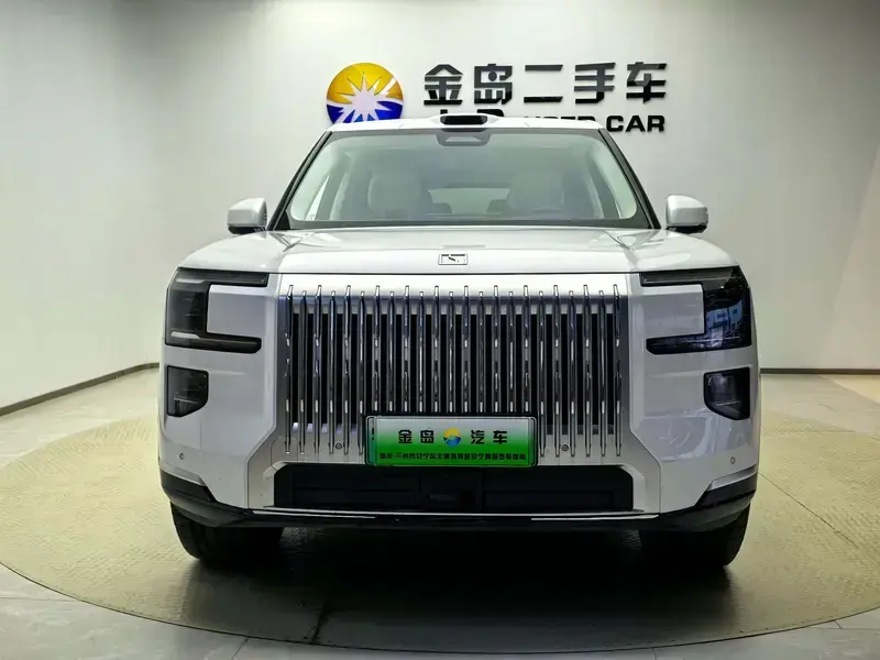 2025 Zeekr 9X с пробегом 21 500 км