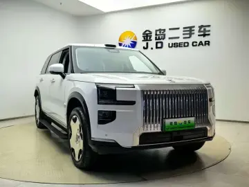 2025 Zeekr 9X с пробегом 21 500 км