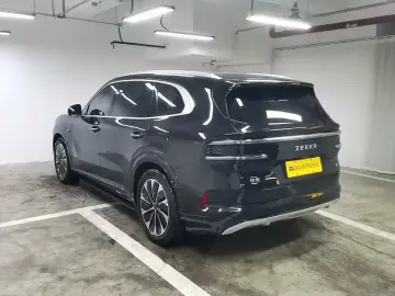 2026 Zeekr 8X с пробегом 5 500 км