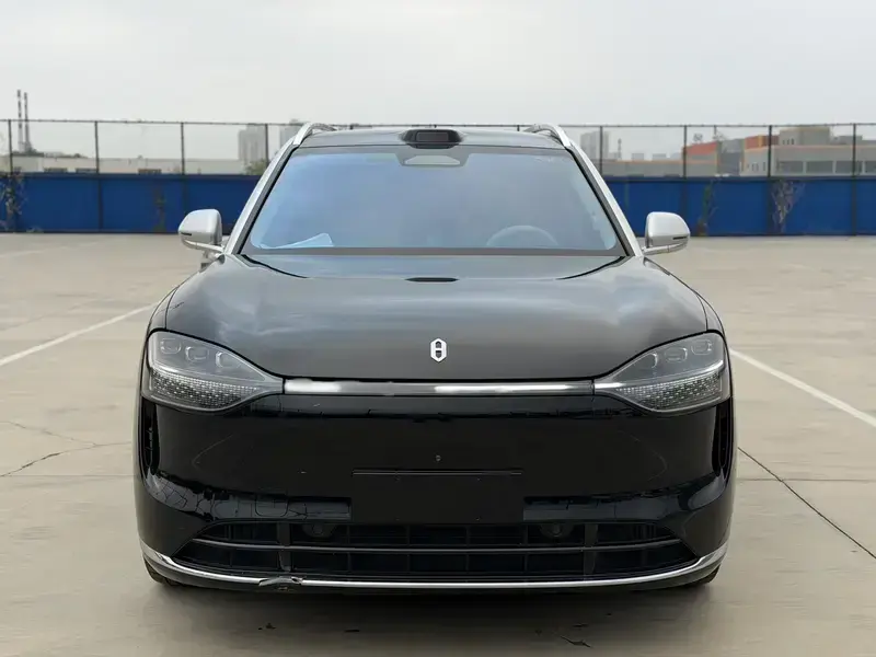 2024 Aito M9 с пробегом 37 000 км
