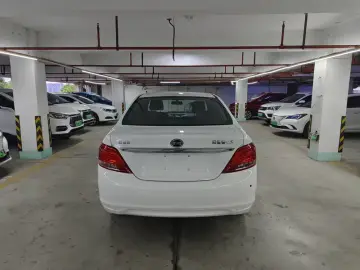 2018 BYD E5 с пробегом 100 000 км