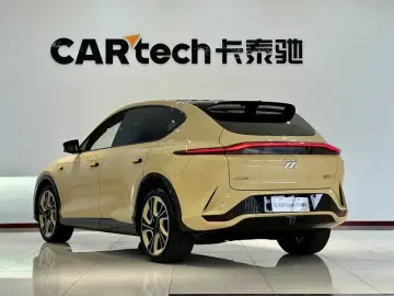 2023 IM Motors (Zhiji) LS7 с пробегом 30 000 км