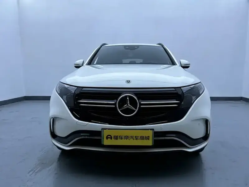 2021 Mercedes-Benz EQC с пробегом 43 900 км