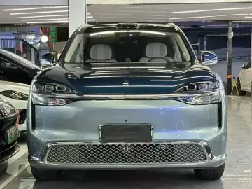 2026 Aito M9 с пробегом 2 000 км