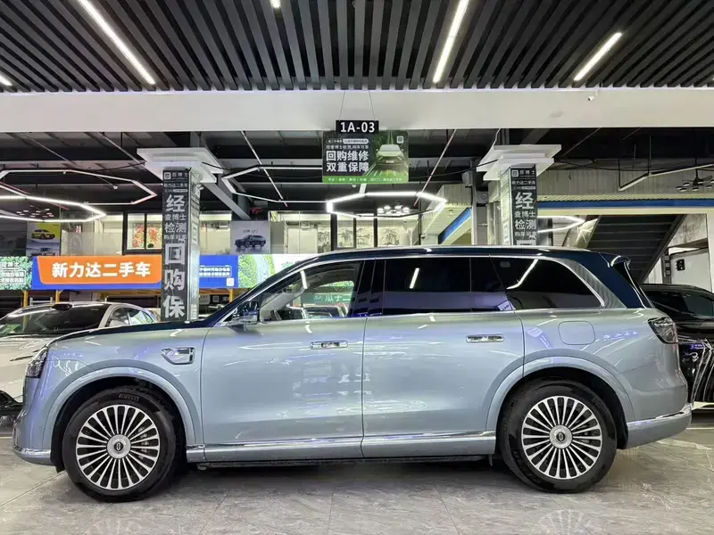 2026 Aito M9 с пробегом 2 000 км