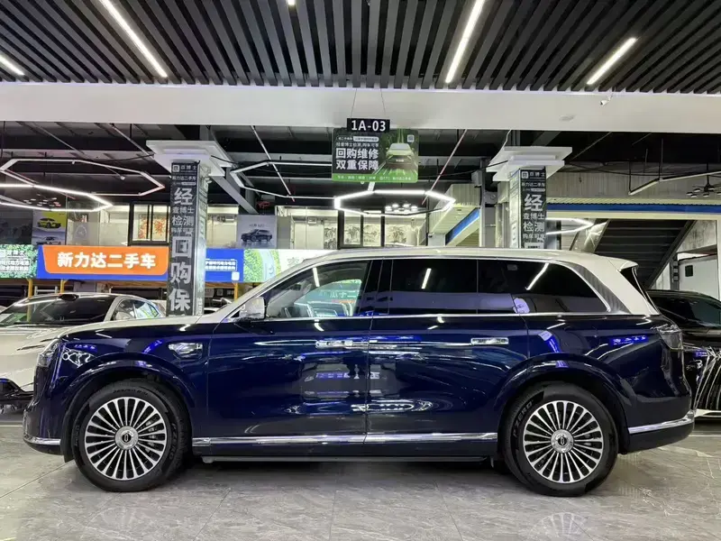 2026 Aito M9 с пробегом 3 000 км