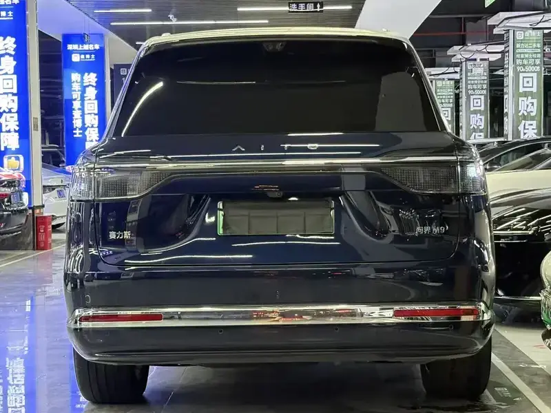 2026 Aito M9 с пробегом 3 000 км