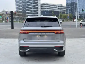 2021 Geely Monjaro с пробегом 41 000 км