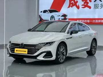 2021 Volkswagen Passat CC с пробегом 35 000 км