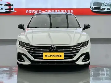 2021 Volkswagen Passat CC с пробегом 35 000 км