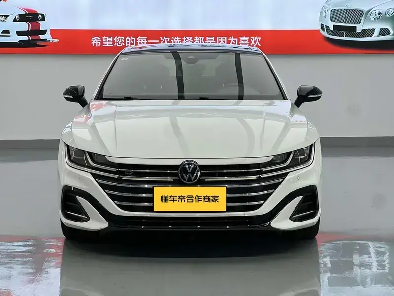 2021 Volkswagen Passat CC с пробегом 35 000 км