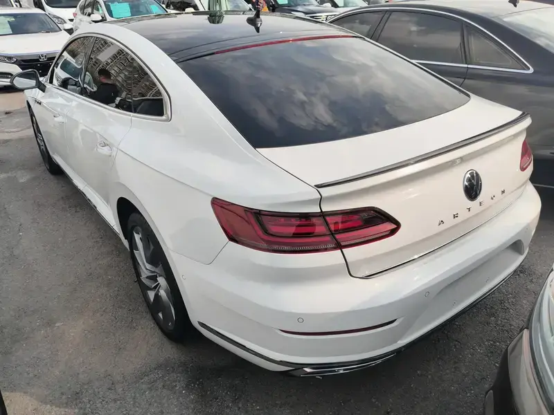2021 Volkswagen Passat CC с пробегом 40 000 км