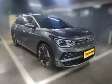 2023 Volkswagen ID.6 с пробегом 18 400 км