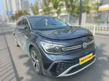 2021 Volkswagen ID.6 с пробегом 119 900 км