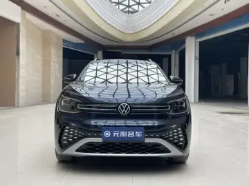 2022 Volkswagen ID.6 с пробегом 36 000 км