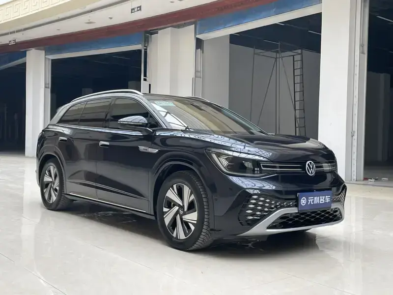 2022 Volkswagen ID.6 с пробегом 36 000 км