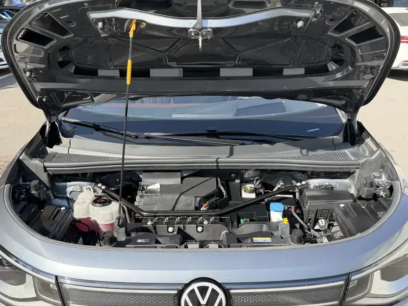 2023 Volkswagen ID.6 с пробегом 35 000 км