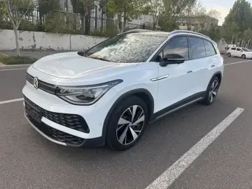 2022 Volkswagen ID.6 с пробегом 69 000 км