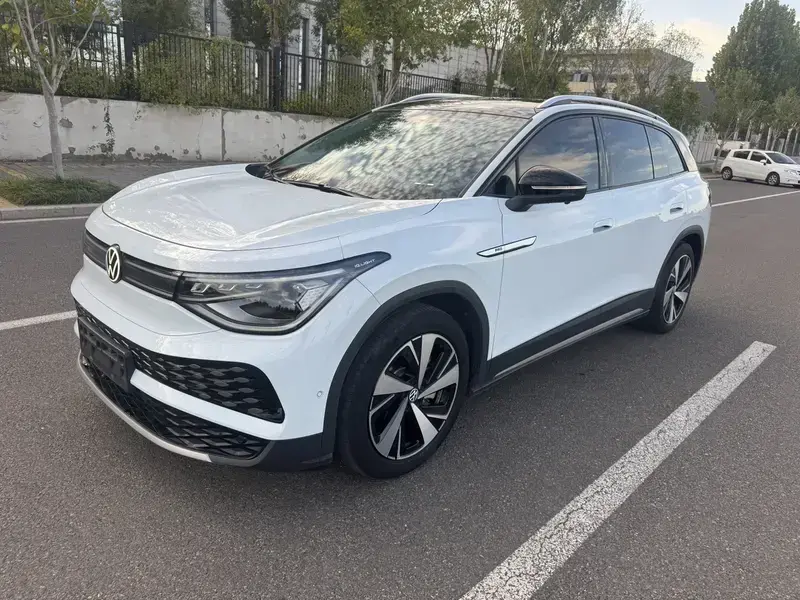 2022 Volkswagen ID.6 с пробегом 69 000 км