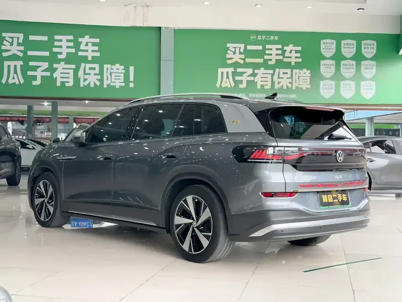 2022 Volkswagen ID.6 с пробегом 58 000 км