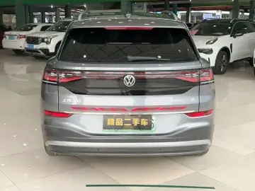 2022 Volkswagen ID.6 с пробегом 58 000 км