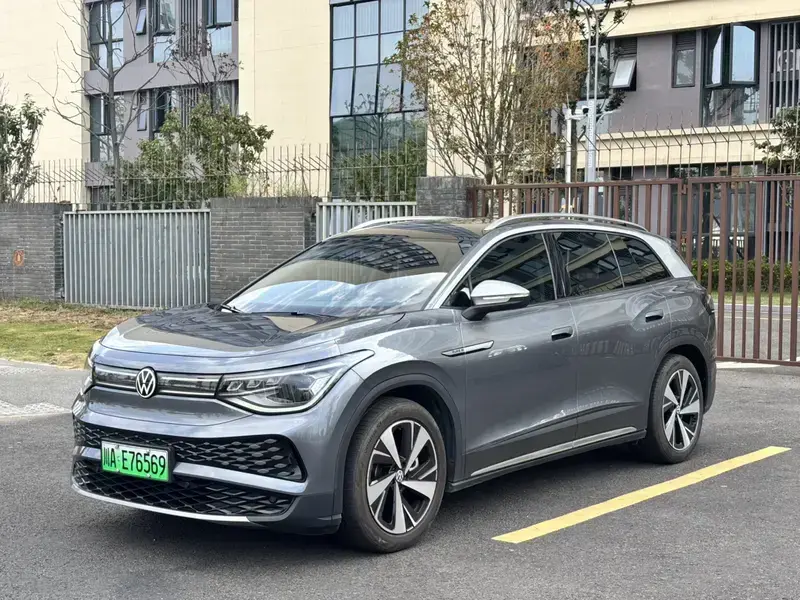 2022 Volkswagen ID.6 с пробегом 63 000 км
