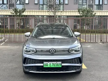 2022 Volkswagen ID.6 с пробегом 63 000 км