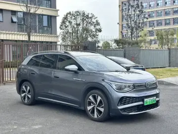 2022 Volkswagen ID.6 с пробегом 63 000 км