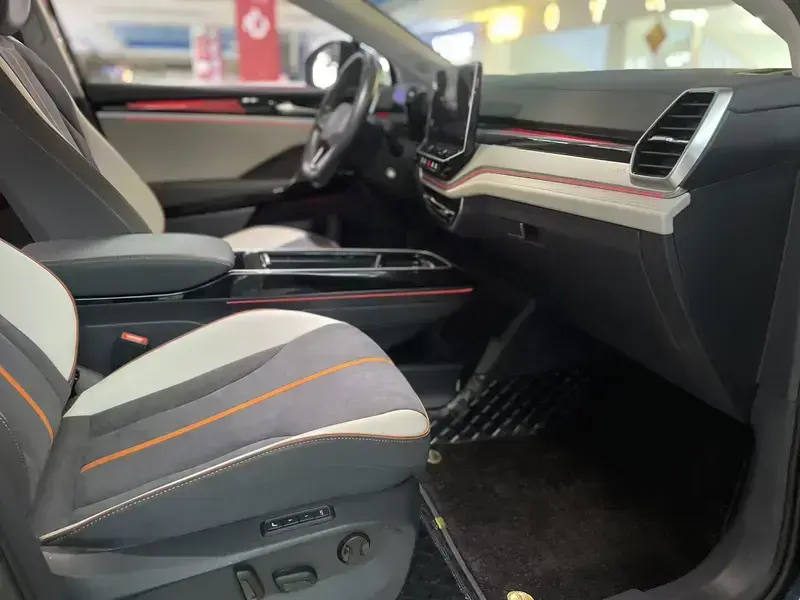 2021 Volkswagen ID.6 с пробегом 91 200 км