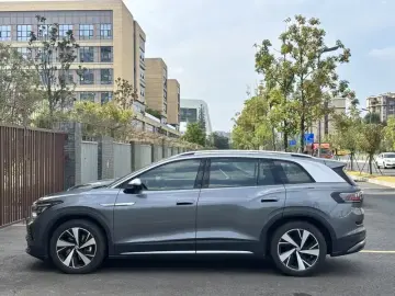 2022 Volkswagen ID.6 с пробегом 63 000 км