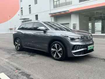 2023 Volkswagen ID.6 с пробегом 46 000 км