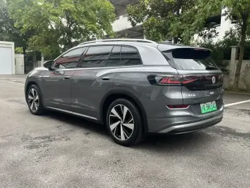 2023 Volkswagen ID.6 с пробегом 46 000 км