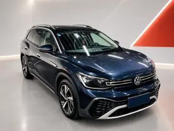 2022 Volkswagen ID.6 с пробегом 56 600 км