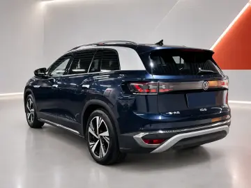2022 Volkswagen ID.6 с пробегом 56 600 км