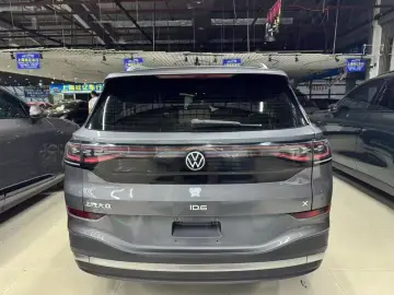 2021 Volkswagen ID.6 с пробегом 60 000 км