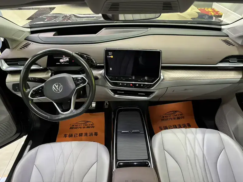 2022 Volkswagen ID.6 с пробегом 62 000 км