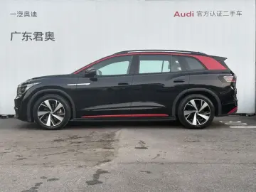 2023 Volkswagen ID.6 с пробегом 22 000 км
