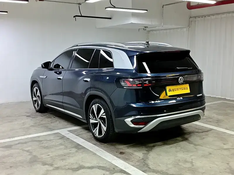 2021 Volkswagen ID.6 с пробегом 102 200 км