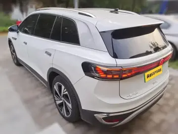 2021 Volkswagen ID.6 с пробегом 76 400 км