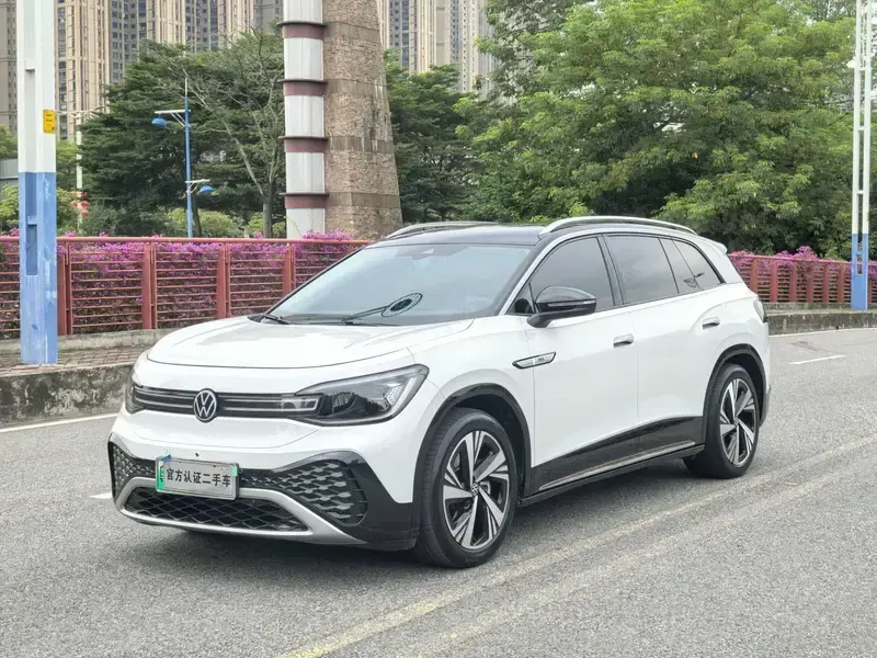 2021 Volkswagen ID.6 с пробегом 70 000 км