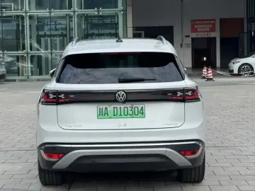 2021 Volkswagen ID.6 с пробегом 62 000 км