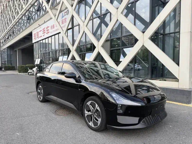 2025 Xpeng Mona M03 с пробегом 124 700 км